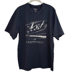 L.L. Bean T-shirt Men’s M Blue Shirt Sleeve Ducks Cotton Outdoors Tee